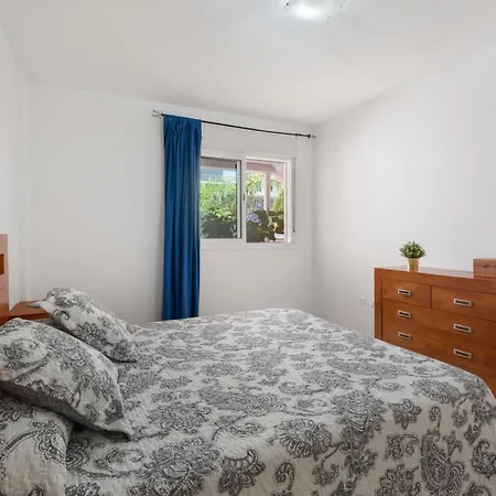 Brisas De Chasna Апартаменти *