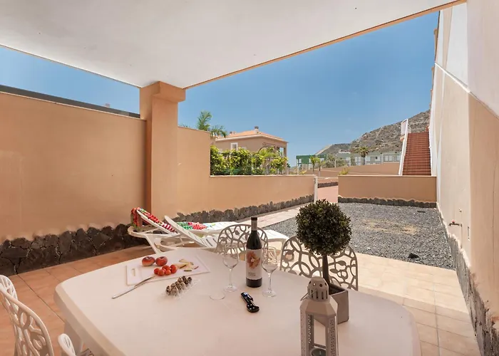 Апартаменти Brisas De Chasna Адехе