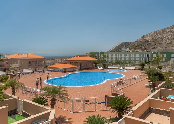 Апартаменти Brisas De Chasna *